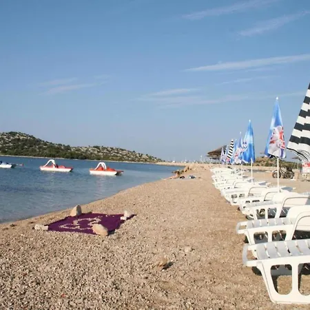 Daire In Tribunj Near Adriatic Sea *